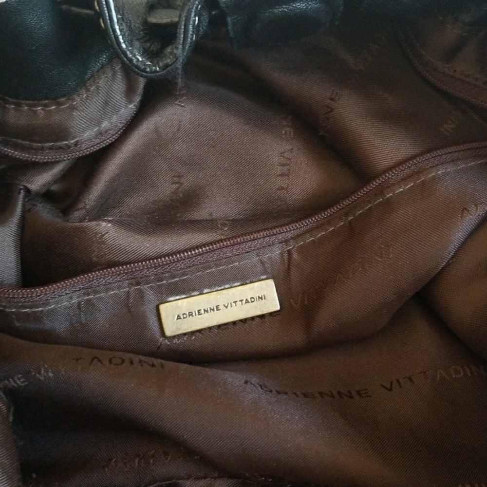 Adrienne Vittadini Bags. - Picture 6 of 6